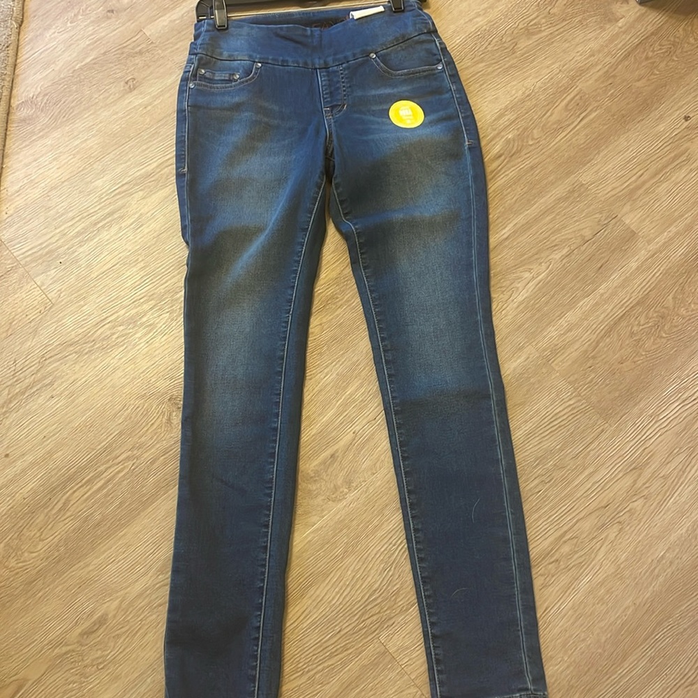 NWT JAGJEANS Nora size 2 inseam 30”